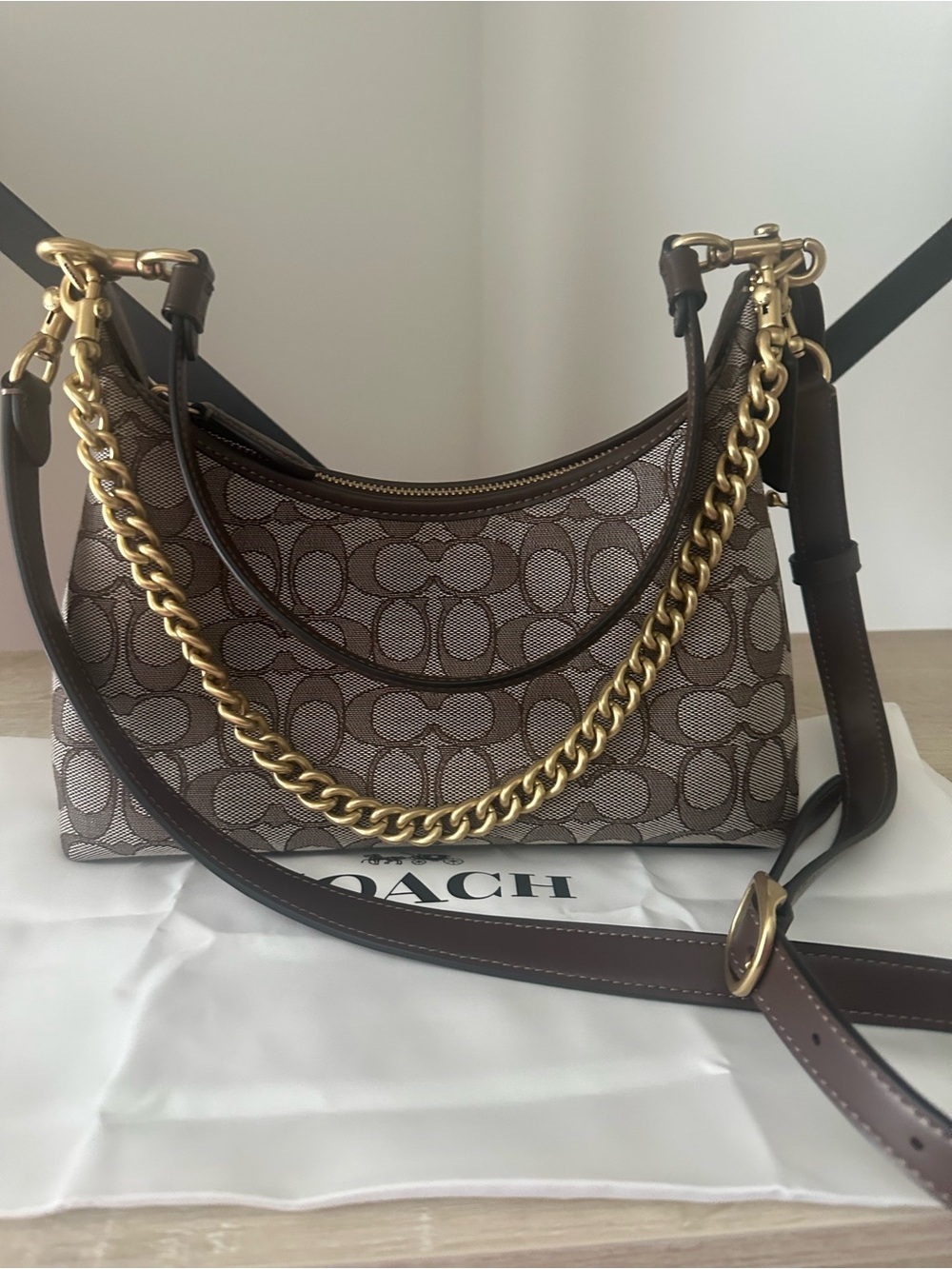 Coach Juliet Shoulder Bag 25 In Signature Jacquard